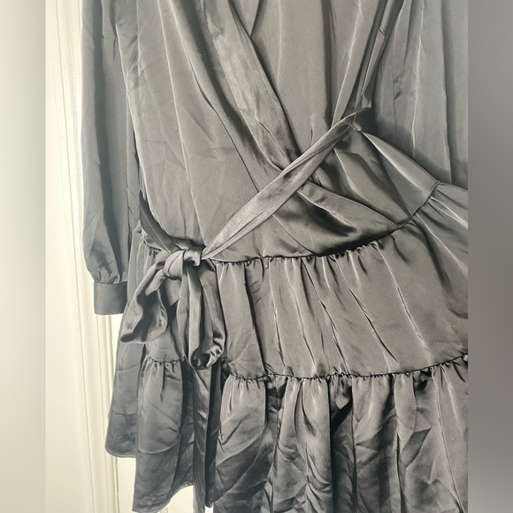 ON 34TH NWT Elegant Black Wrap Ruffle Dress - Picture 5 of 7